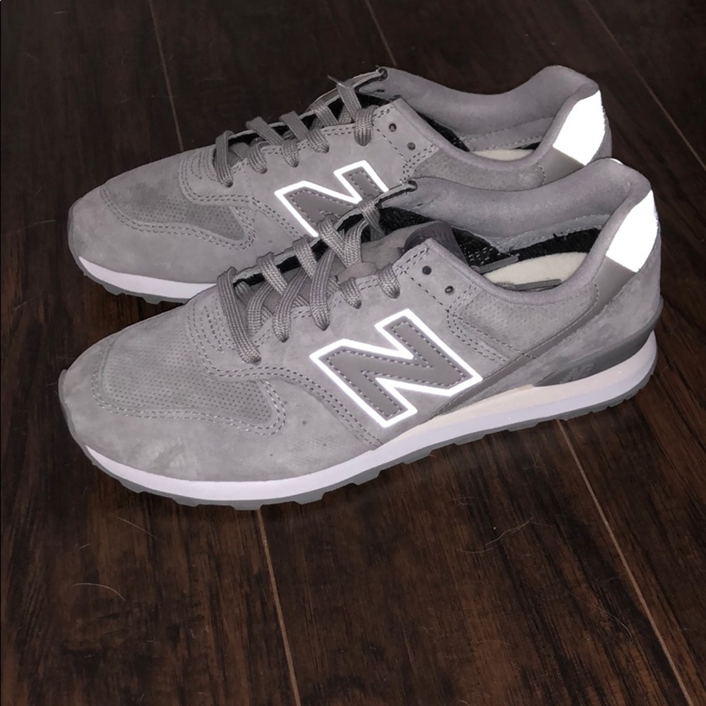 NWT new balance grey sneakers
